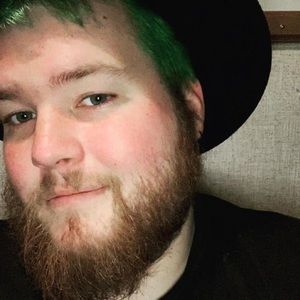 Meet your Posher, Christopher